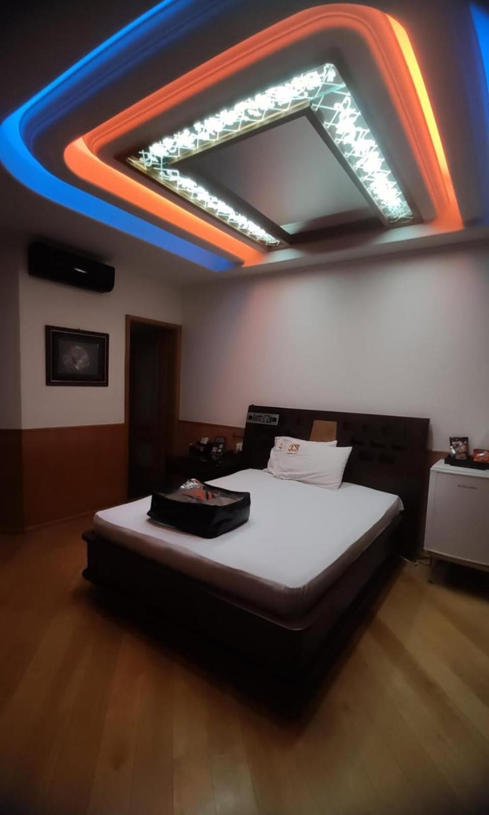 Bruhmom Motel فالينهوس الغرفة الصورة